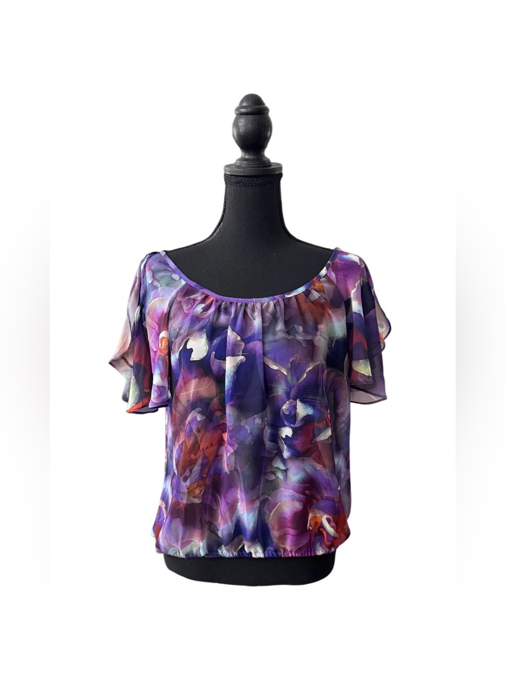 A. N. A Women's Purple Floral Flutter Sleeve Blouse